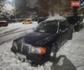 Синий Мерседес Е-Класс, объемом двигателя 2.3 л и пробегом 250 тыс. км за 1000 $, фото 1 на Automoto.ua