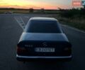 Синий Мерседес Е-Класс, объемом двигателя 2.3 л и пробегом 200 тыс. км за 1400 $, фото 1 на Automoto.ua
