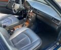 Синий Мерседес Е-Класс, объемом двигателя 2.3 л и пробегом 350 тыс. км за 2200 $, фото 8 на Automoto.ua