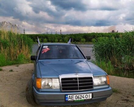 Синій Мерседес Е-Клас, об'ємом двигуна 2.3 л та пробігом 450 тис. км за 3000 $, фото 9 на Automoto.ua