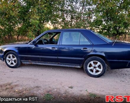 Синий Мерседес Е-Класс, объемом двигателя 2 л и пробегом 300 тыс. км за 1499 $, фото 4 на Automoto.ua