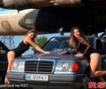 Синій Мерседес Е-Клас, об'ємом двигуна 2.3 л та пробігом 450 тис. км за 2300 $, фото 1 на Automoto.ua