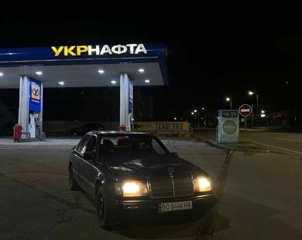 Синий Мерседес Е-Класс, объемом двигателя 2 л и пробегом 170 тыс. км за 1200 $, фото 3 на Automoto.ua