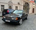 Синий Мерседес Е-Класс, объемом двигателя 2.3 л и пробегом 220 тыс. км за 3999 $, фото 1 на Automoto.ua