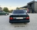 Синий Мерседес Е-Класс, объемом двигателя 2.3 л и пробегом 300 тыс. км за 1600 $, фото 6 на Automoto.ua
