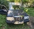 Синій Мерседес Е-Клас, об'ємом двигуна 2 л та пробігом 350 тис. км за 2010 $, фото 5 на Automoto.ua