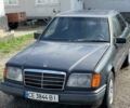 Синий Мерседес Е-Класс, объемом двигателя 2.5 л и пробегом 350 тыс. км за 2700 $, фото 2 на Automoto.ua