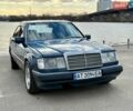 Синий Мерседес Е-Класс, объемом двигателя 2.6 л и пробегом 500 тыс. км за 2300 $, фото 1 на Automoto.ua