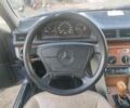 Синий Мерседес Е-Класс, объемом двигателя 2 л и пробегом 400 тыс. км за 900 $, фото 7 на Automoto.ua