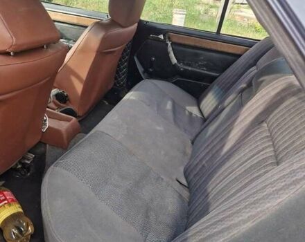 Мерседес Е-Класс 1991 в Болграде на Automoto.ua Синий Мерседес Е-Класс, объемом двигателя 2 л и пробегом 150 тыс. км за 1199 $, фото 2 на Automoto.ua