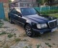 Мерседес Е-Класс 1991 в Болграде на Automoto.ua Синий Мерседес Е-Класс, объемом двигателя 2 л и пробегом 150 тыс. км за 1199 $, фото 1 на Automoto.ua