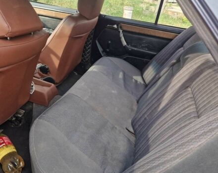 Мерседес Е-Класс 1991 в Болграде на Automoto.ua Синий Мерседес Е-Класс, объемом двигателя 2 л и пробегом 150 тыс. км за 1199 $, фото 3 на Automoto.ua