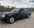 Синій Мерседес Е-Клас, об'ємом двигуна 2 л та пробігом 530 тис. км за 1800 $, фото 5 на Automoto.ua