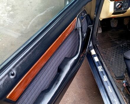 Синий Мерседес Е-Класс, объемом двигателя 2 л и пробегом 230 тыс. км за 1600 $, фото 7 на Automoto.ua