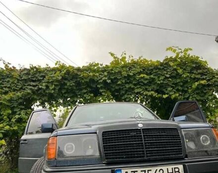 Синій Мерседес Е-Клас, об'ємом двигуна 2.3 л та пробігом 400 тис. км за 1300 $, фото 6 на Automoto.ua