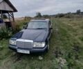 Синий Мерседес Е-Класс, объемом двигателя 2.29 л и пробегом 450 тыс. км за 2800 $, фото 2 на Automoto.ua