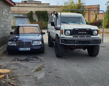 Синій Мерседес Е-Клас, об'ємом двигуна 2.8 л та пробігом 420 тис. км за 3000 $, фото 2 на Automoto.ua