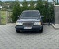 Синий Мерседес Е-Класс, объемом двигателя 2 л и пробегом 10 тыс. км за 2099 $, фото 1 на Automoto.ua