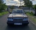 Синий Мерседес Е-Класс, объемом двигателя 2 л и пробегом 350 тыс. км за 2500 $, фото 3 на Automoto.ua