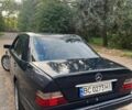 Синий Мерседес Е-Класс, объемом двигателя 2 л и пробегом 300 тыс. км за 2400 $, фото 4 на Automoto.ua