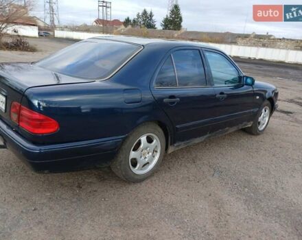 Синій Мерседес Е-Клас, об'ємом двигуна 2.2 л та пробігом 450 тис. км за 2700 $, фото 8 на Automoto.ua