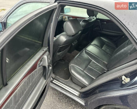 Синий Мерседес Е-Класс, объемом двигателя 2.3 л и пробегом 500 тыс. км за 2300 $, фото 6 на Automoto.ua