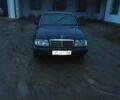 Синий Мерседес Е-Класс, объемом двигателя 2 л и пробегом 315 тыс. км за 3500 $, фото 1 на Automoto.ua