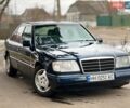 Синий Мерседес Е-Класс, объемом двигателя 2 л и пробегом 559 тыс. км за 4200 $, фото 1 на Automoto.ua