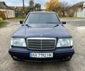 Мерседес Е-Класс 1995 в Харькове на Automoto.ua Синий Мерседес Е-Класс, объемом двигателя 2.8 л и пробегом 362 тыс. км за 4800 $, фото 1 на Automoto.ua
