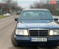 Синий Мерседес Е-Класс, объемом двигателя 2 л и пробегом 559 тыс. км за 4200 $, фото 31 на Automoto.ua