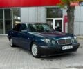 Синий Мерседес Е-Класс, объемом двигателя 3.2 л и пробегом 300 тыс. км за 1900 $, фото 3 на Automoto.ua