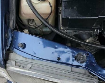 Синий Мерседес Е-Класс, объемом двигателя 2 л и пробегом 324 тыс. км за 2777 $, фото 25 на Automoto.ua