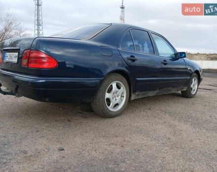 Синій Мерседес Е-Клас, об'ємом двигуна 2.2 л та пробігом 450 тис. км за 2700 $, фото 7 на Automoto.ua