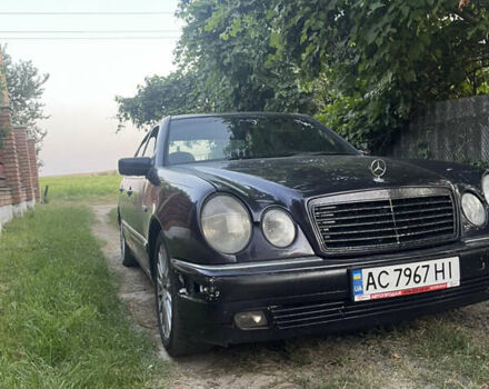 Синій Мерседес Е-Клас, об'ємом двигуна 2.3 л та пробігом 320 тис. км за 2500 $, фото 9 на Automoto.ua