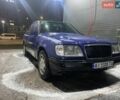 Синий Мерседес Е-Класс, объемом двигателя 2.2 л и пробегом 740 тыс. км за 2500 $, фото 1 на Automoto.ua