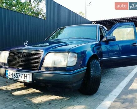 Синій Мерседес Е-Клас, об'ємом двигуна 1.8 л та пробігом 230 тис. км за 2699 $, фото 2 на Automoto.ua