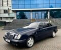 Синій Мерседес Е-Клас, об'ємом двигуна 2 л та пробігом 350 тис. км за 2000 $, фото 2 на Automoto.ua