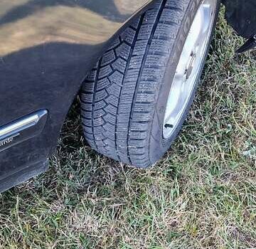 Синий Мерседес Е-Класс, объемом двигателя 2 л и пробегом 520 тыс. км за 3100 $, фото 2 на Automoto.ua