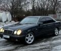 Синій Мерседес Е-Клас, об'ємом двигуна 2.8 л та пробігом 250 тис. км за 2000 $, фото 1 на Automoto.ua