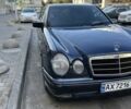 Синий Мерседес Е-Класс, объемом двигателя 2 л и пробегом 355 тыс. км за 2300 $, фото 1 на Automoto.ua