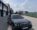 Синій Мерседес Е-Клас, об'ємом двигуна 2.2 л та пробігом 250 тис. км за 1850 $, фото 1 на Automoto.ua