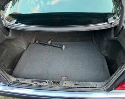 Синій Мерседес Е-Клас, об'ємом двигуна 2.9 л та пробігом 200 тис. км за 2800 $, фото 8 на Automoto.ua