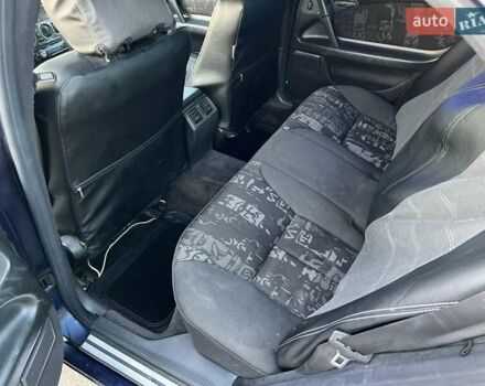 Синий Мерседес Е-Класс, объемом двигателя 2.8 л и пробегом 459 тыс. км за 1600 $, фото 4 на Automoto.ua