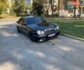 Синий Мерседес Е-Класс, объемом двигателя 4.2 л и пробегом 275 тыс. км за 4500 $, фото 1 на Automoto.ua