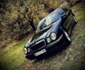 Синій Мерседес Е-Клас, об'ємом двигуна 3.2 л та пробігом 337 тис. км за 3500 $, фото 1 на Automoto.ua