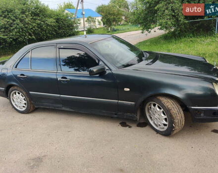Синій Мерседес Е-Клас, об'ємом двигуна 2.2 л та пробігом 350 тис. км за 2205 $, фото 1 на Automoto.ua