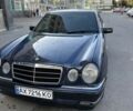 Синий Мерседес Е-Класс, объемом двигателя 2 л и пробегом 355 тыс. км за 2300 $, фото 1 на Automoto.ua