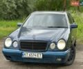 Синий Мерседес Е-Класс, объемом двигателя 2 л и пробегом 380 тыс. км за 1500 $, фото 1 на Automoto.ua