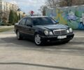 Синий Мерседес Е-Класс, объемом двигателя 2.8 л и пробегом 250 тыс. км за 3700 $, фото 1 на Automoto.ua