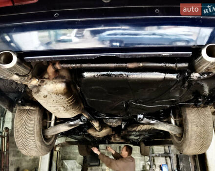 Синий Мерседес Е-Класс, объемом двигателя 2.8 л и пробегом 433 тыс. км за 4200 $, фото 11 на Automoto.ua